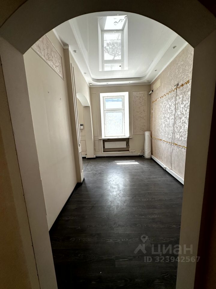 Продажа 3-комн квартиры на вторичном рынке улица Большая Молчановка, 15/12