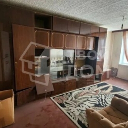 Продажа 2-комн квартиры на вторичном рынке Назиевское городское поселение, Школьный проспект,  д. 20