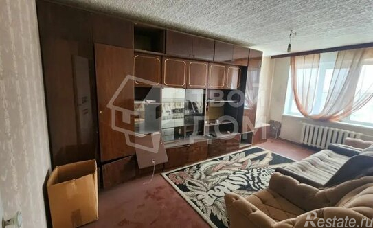 Продажа 2-комн квартиры на вторичном рынке Назиевское городское поселение, Школьный проспект,  д. 20