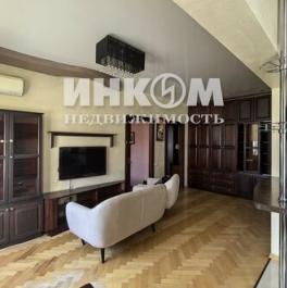 Продажа 2-комн квартиры на вторичном рынке Зубарев переулок