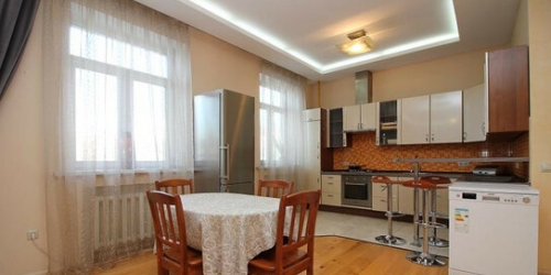 3-комн квартира Комсомольский проспект,  д. 48