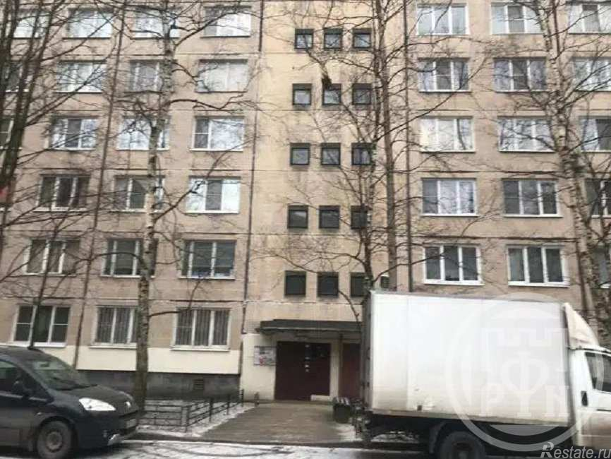 Продажа 2-комн квартиры на вторичном рынке Искровский просп.,  д. 26