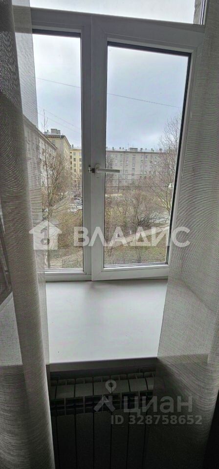 Продажа 2-комн квартиры на вторичном рынке площадь Чернышевского, 10