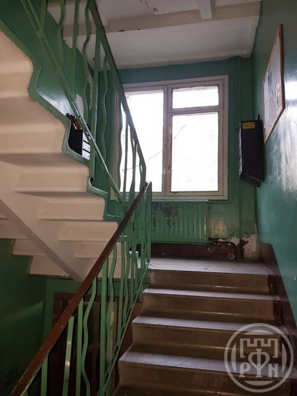 Продажа 3-комн квартиры на вторичном рынке Белы Куна ул. ,  д. 22,  к. 2