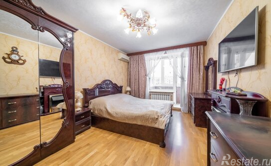 Продажа 3-комн квартиры на вторичном рынке улица Тамбасова,  д. 30 к2
