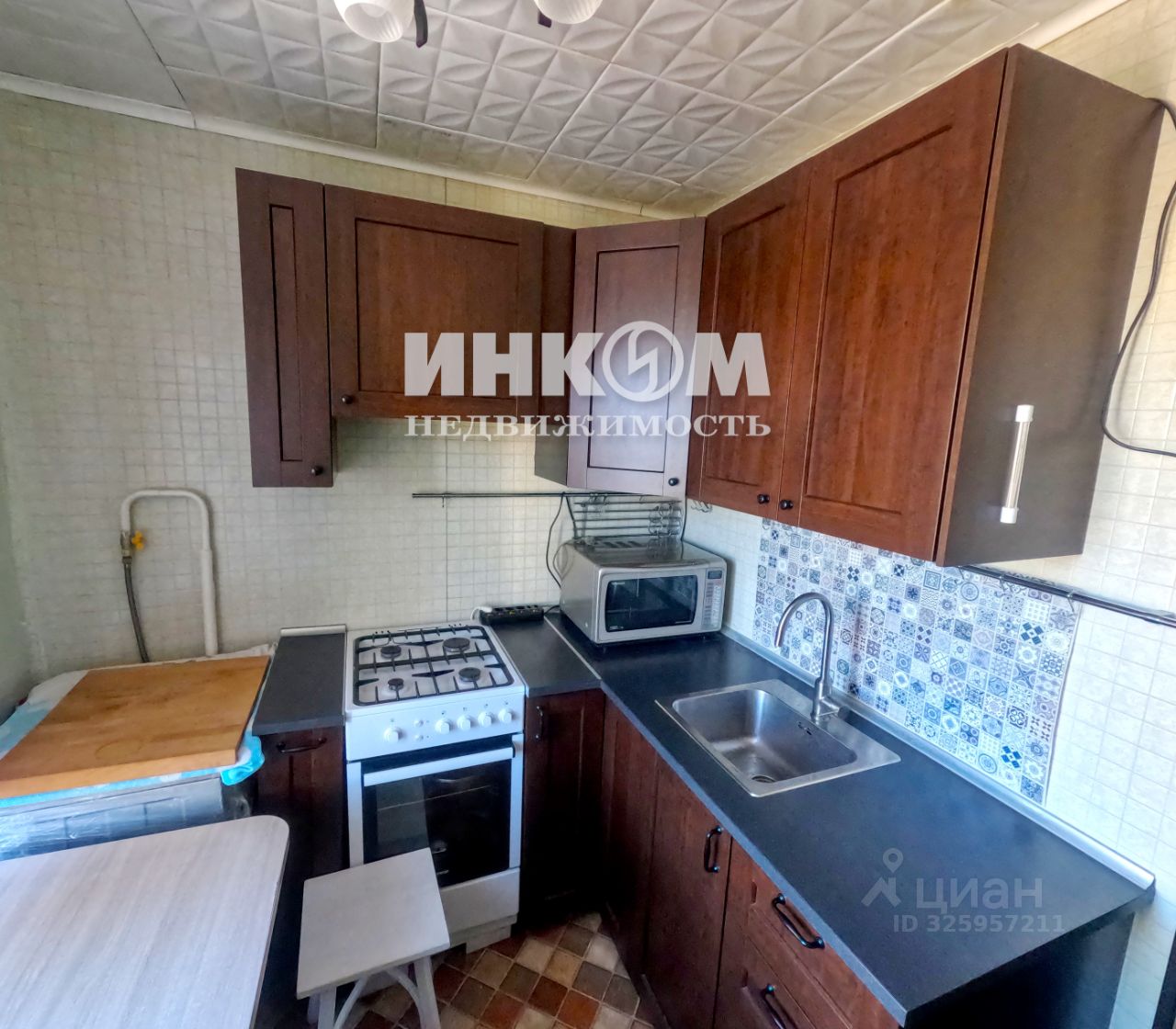 Продажа 3-комн квартиры на вторичном рынке Зеленодольская улица, 16
