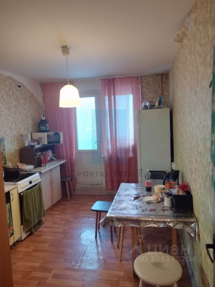 Продажа 4-комн квартиры на вторичном рынке Подольск, проезд Флотский, 3