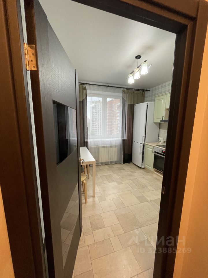 Продажа 1-комн квартиры на вторичном рынке Лобня, Молодежная улица, 14Б