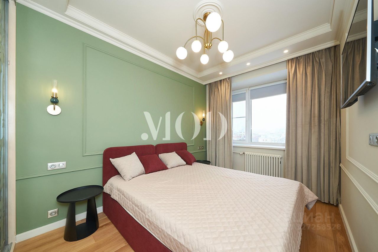 Аренда 3-комн квартиры на вторичном рынке Большая Бронная улица, 29