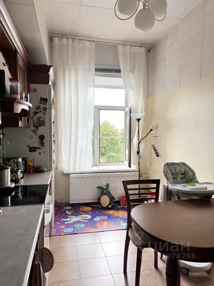 Продажа 2-комн квартиры на вторичном рынке Казарменный переулок, 8С3