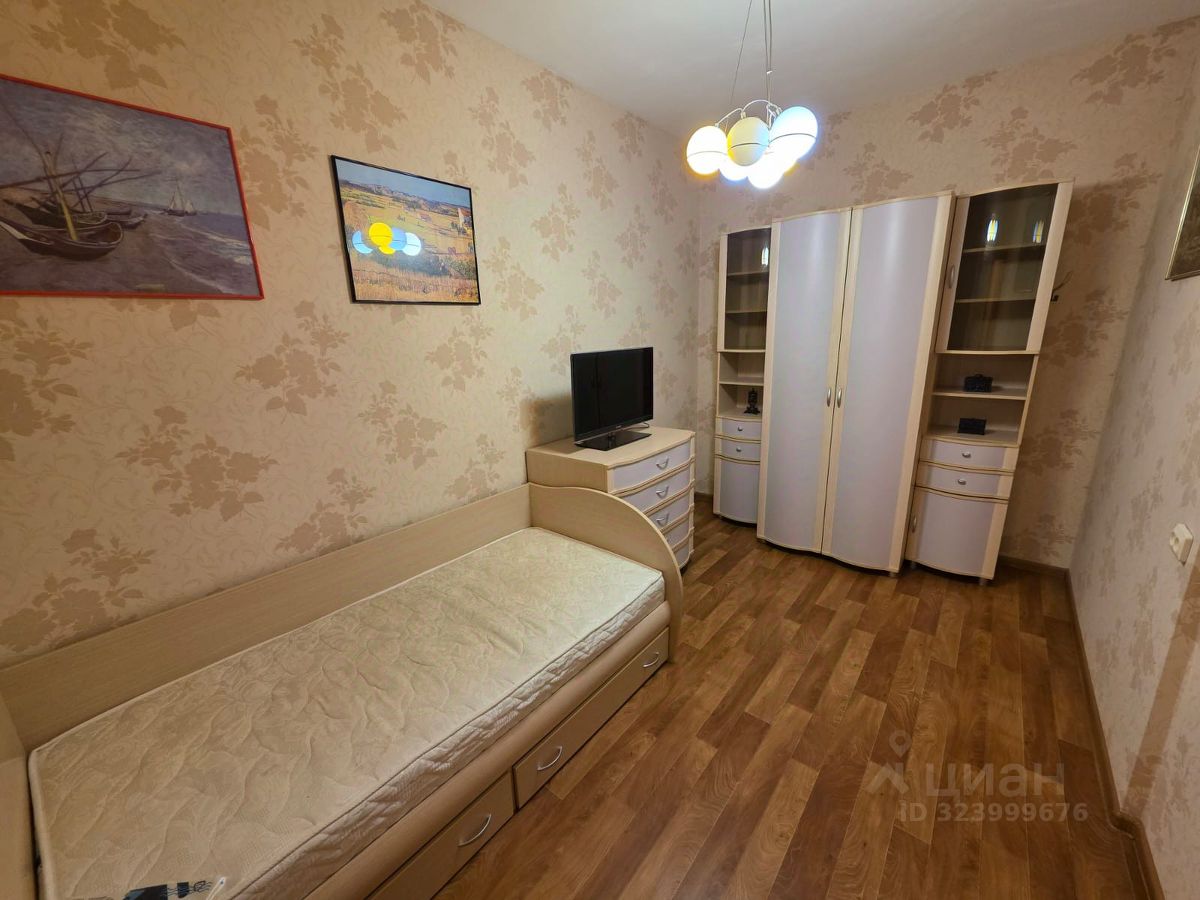 Продажа 2-комн квартиры на вторичном рынке Вознесенский проспект, 31