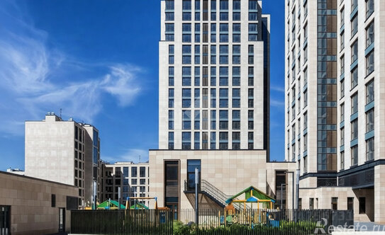 Продажа 4-комн квартиры на вторичном рынке улица Сергея Макеева,  д. 9 к4