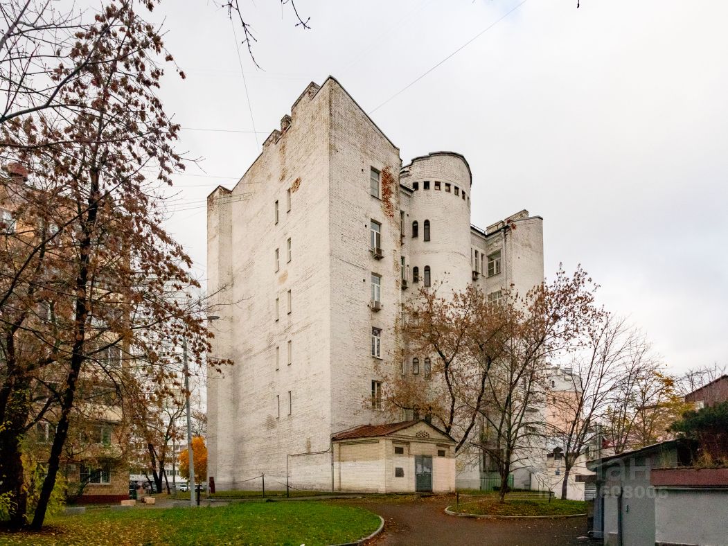 Аренда 4-комн квартиры на вторичном рынке переулок Токмаков, 1/30