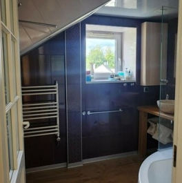 Продажа 3-комн квартиры на вторичном рынке Павловск г, Звериницкая ул,  д. 19