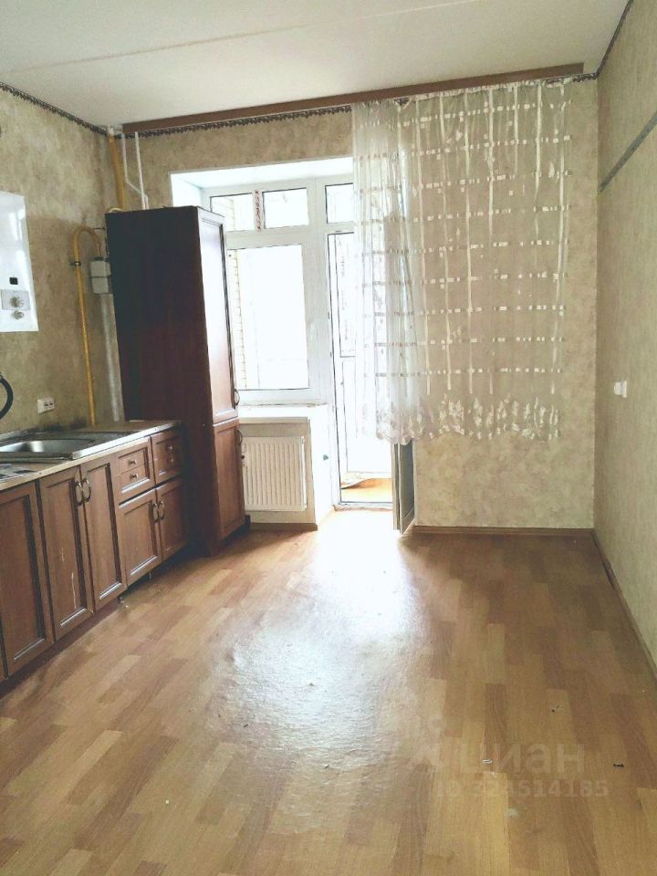 Продажа 1-комн квартиры на вторичном рынке Павловск, Конюшенная улица, 26