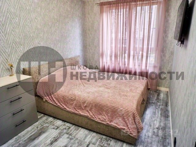 Продажа 3-комн квартиры на вторичном рынке Прилукская улица, 28к2
