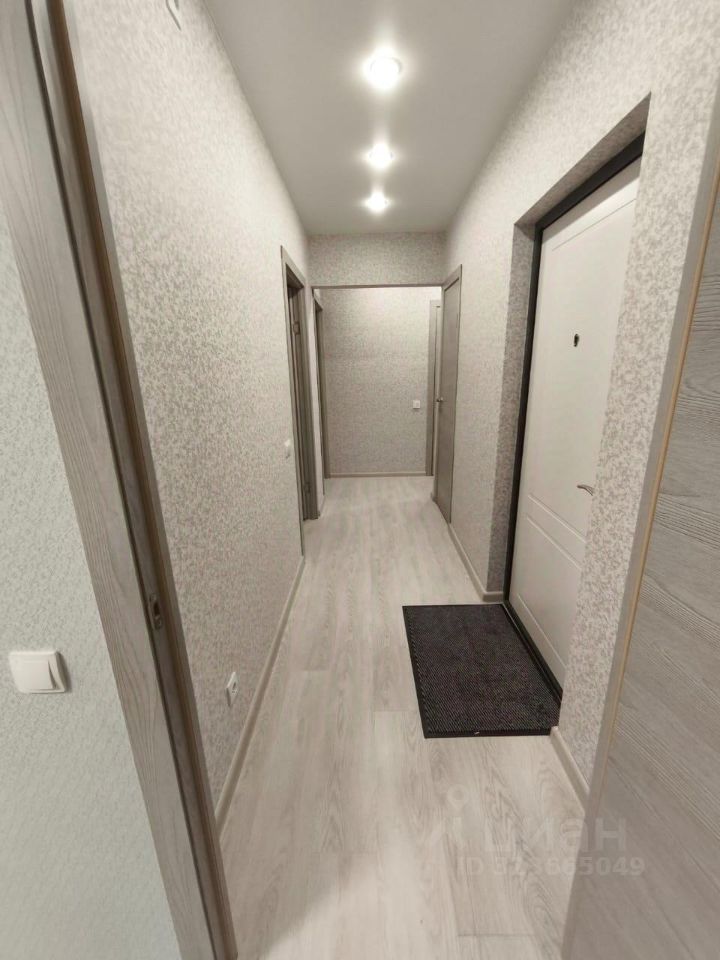 Продажа 3-комн квартиры на вторичном рынке Лопатино пгт, улица Сухановская, 37