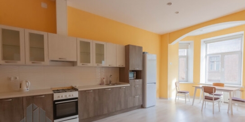 2-комн квартира ул Гатчинская,  д. 18