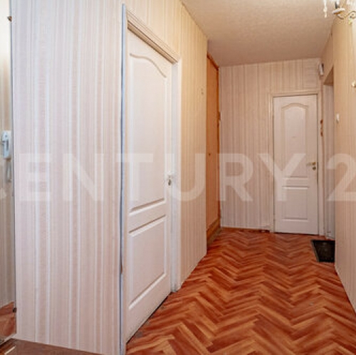 3-комн квартира ул Лёни Голикова,  д. 86