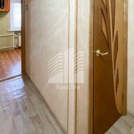 Продажа 2-комн квартиры на вторичном рынке Юбилейный, улица Глинкина,  д. 3