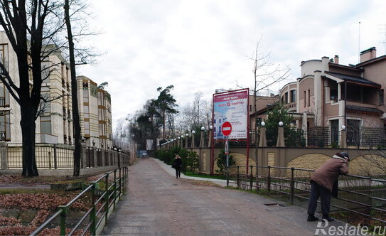 Продажа 3-комн квартиры на вторичном рынке Озерная Б. ул,  д. 59