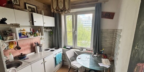 4-комн квартира ул Белозерская,  д. 11Б