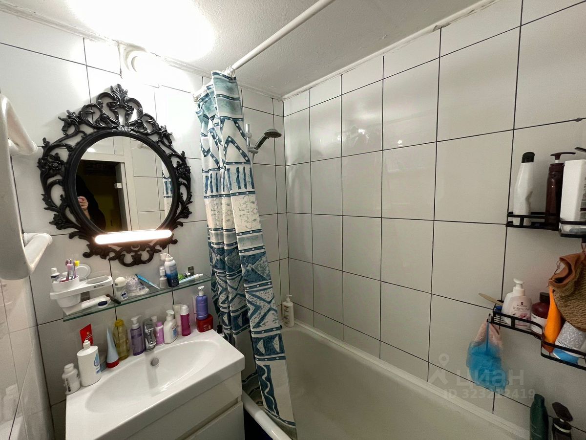 Продажа 2-комн квартиры на вторичном рынке Чусовская улица, 15