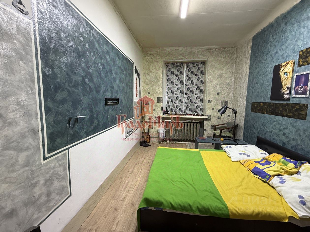 Продажа 3-комн квартиры на вторичном рынке Пересвет, Комсомольская улица, 9