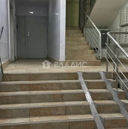 Продажа 3-комн квартиры на вторичном рынке 800-летия Москвы ул,  д. 32