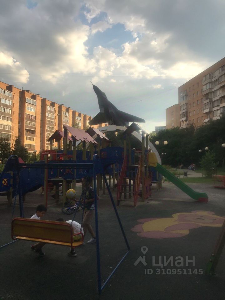 Продажа 2-комн квартиры на вторичном рынке Городок А мкр, Люберцы, улица 3-е Почтовое Отделение,  д. 34