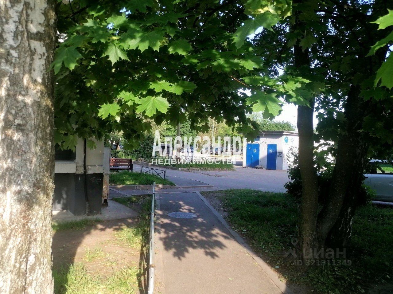 Продажа 3-комн квартиры на вторичном рынке Приозерск, улица Калинина, 25
