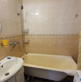 Аренда 2-комн квартиры на вторичном рынке пр-кт Непокорённых,  д. 16,  к. 2