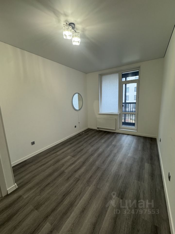 Аренда 1-комн квартиры на вторичном рынке Ветеранов пр-кт,  д. 198