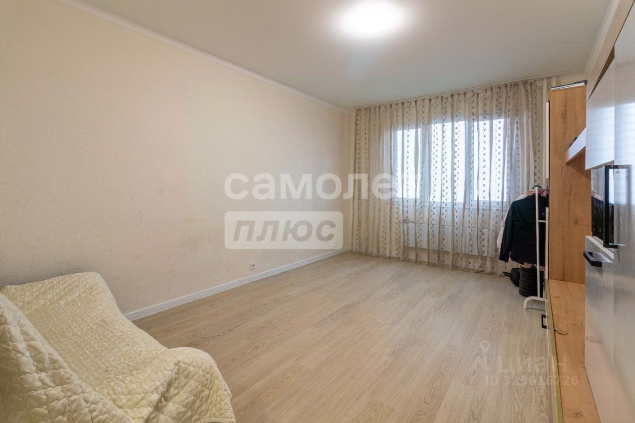 Продажа 3-комн квартиры на вторичном рынке Жуковский, улица Гагарина, 62