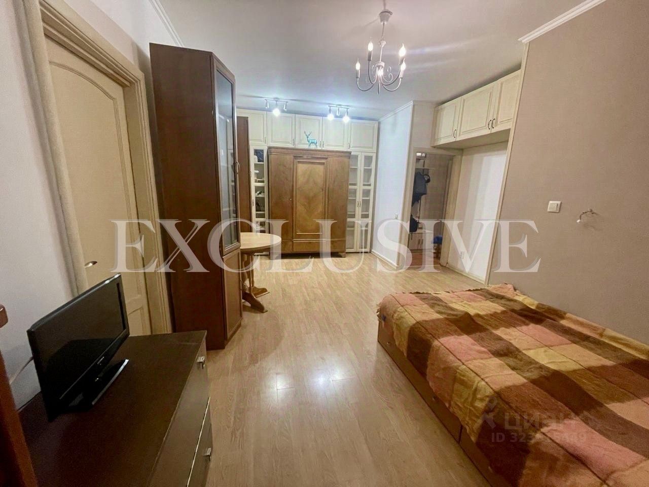 Продажа 2-комн квартиры на вторичном рынке 11-я Парковая улица, 37К2