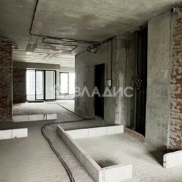 Продажа 3-комн квартиры на вторичном рынке ул Усачёва,  д. 13