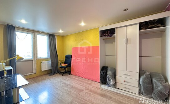 Продажа 2-комн квартиры на вторичном рынке Искровский пр-кт,  д. 17 к1