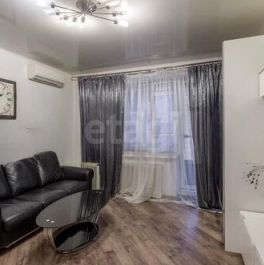 Продажа 1-комн квартиры на вторичном рынке Брянская улица,  д. 12