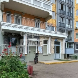 Продажа 2-комн квартиры на вторичном рынке ул Болотниковская,  д. 30,  к. 2