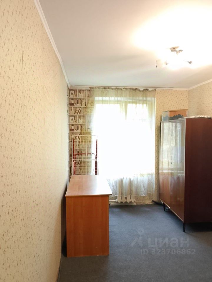 Аренда 2-комн квартиры на вторичном рынке Живописная улица, 20