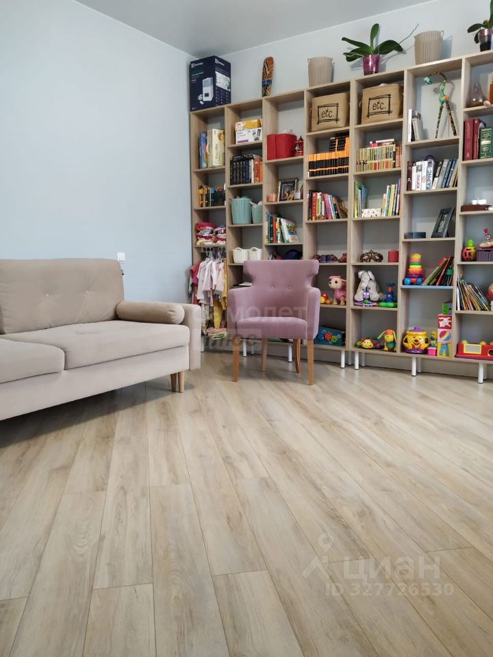 Продажа 2-комн квартиры на вторичном рынке Сабурово пгт, улица Парковая, 14