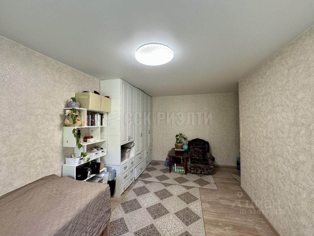 Продажа 3-комн квартиры на вторичном рынке Туристская улица, 2К5