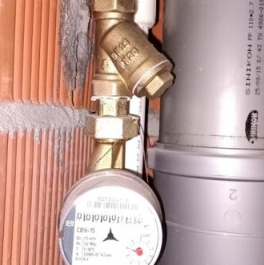 Продажа 2-комн квартиры на вторичном рынке Верзилово, Центральная улица,  д. 9