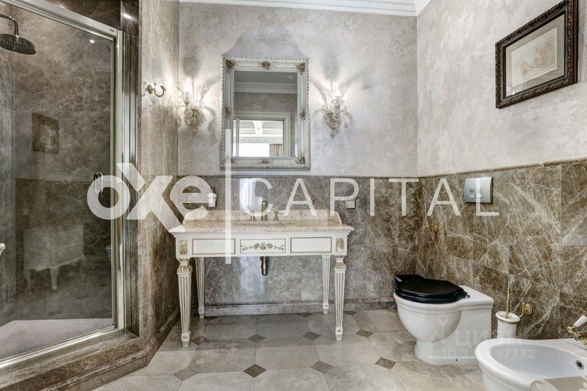 Продажа 6-комн квартиры на вторичном рынке Молочный переулок, 7