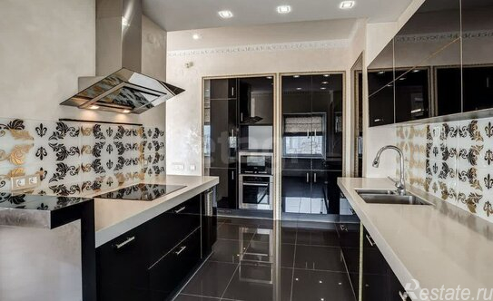 Продажа 3-комн квартиры на вторичном рынке Галерный проезд,  д. 5