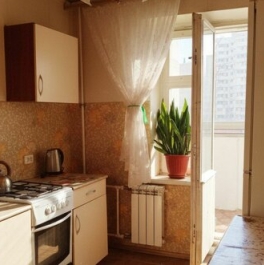 Продажа 3-комн квартиры на вторичном рынке Подольск г, Климовск мкр, Серпуховская ул,  д. 3