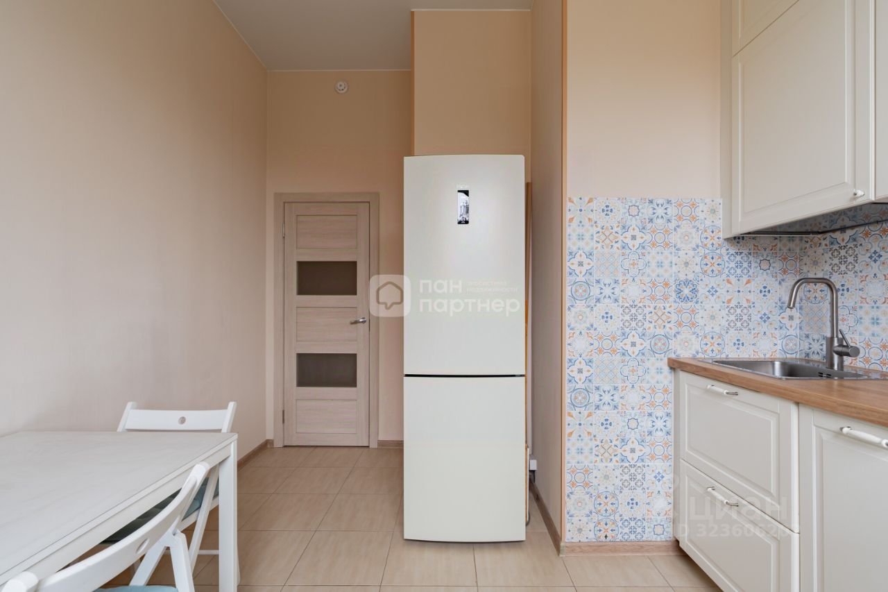 Продажа 2-комн квартиры на вторичном рынке Кронштадт, Красная улица, 8к1