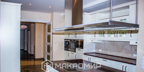 5-комн квартира Крестовский проспект,  д. 10