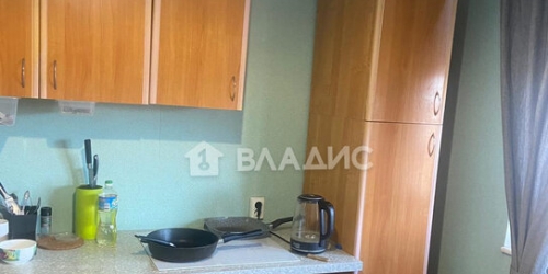 3-комн квартира Весенняя улица,  д. 4