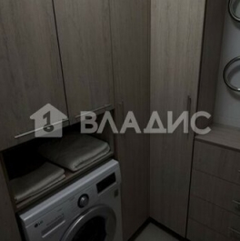Продажа 3-комн квартиры на вторичном рынке ул Саларьевская,  д. 14,  к. 3
